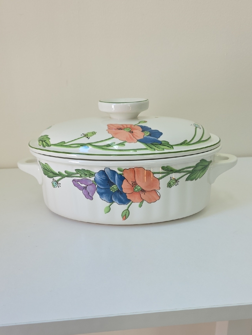 Villeroy & Boch Amapola 2 Quart Ribbed Oval Covered Casserole